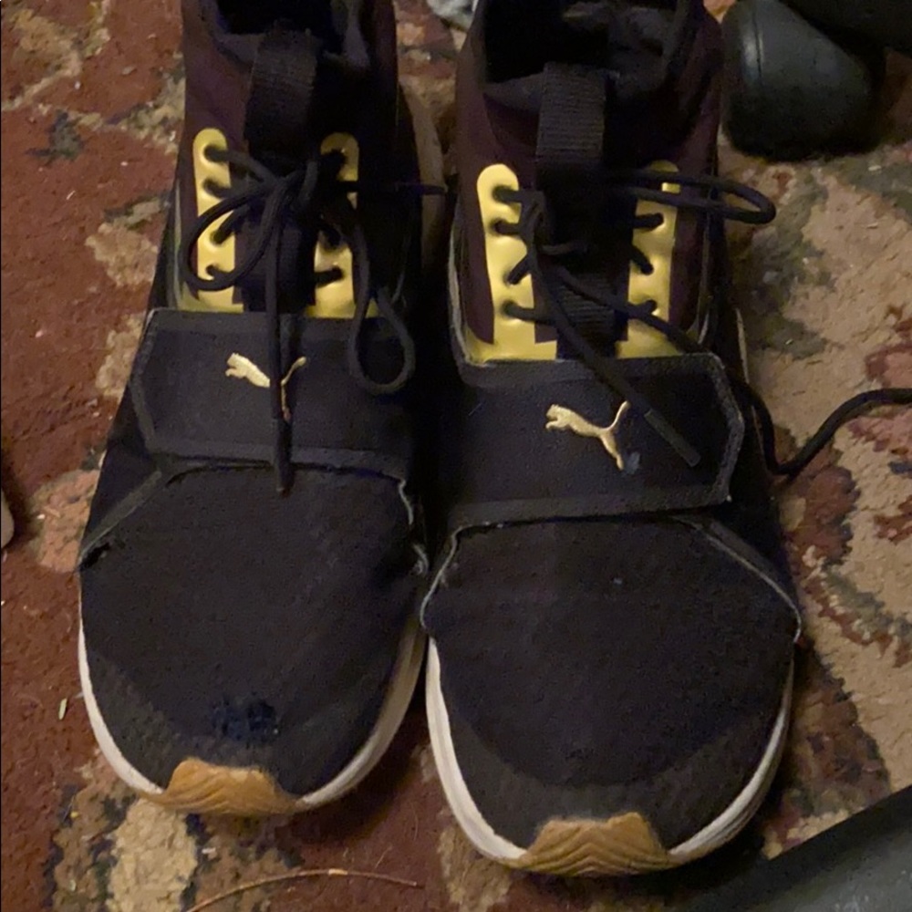 Puma sneakers